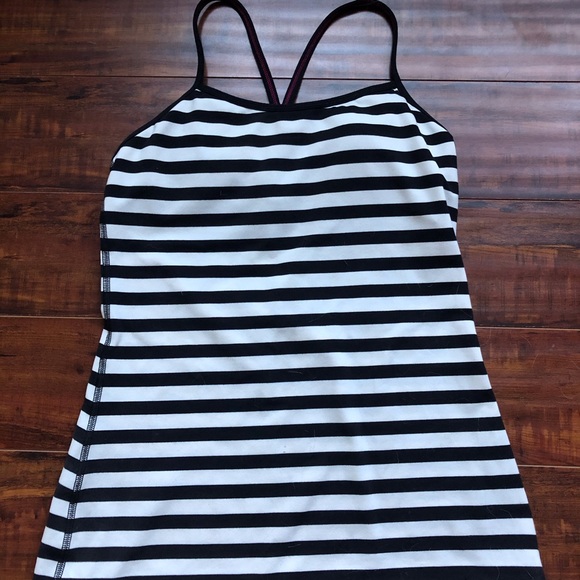 Lululemon size 6 tank top - Picture 1 of 5